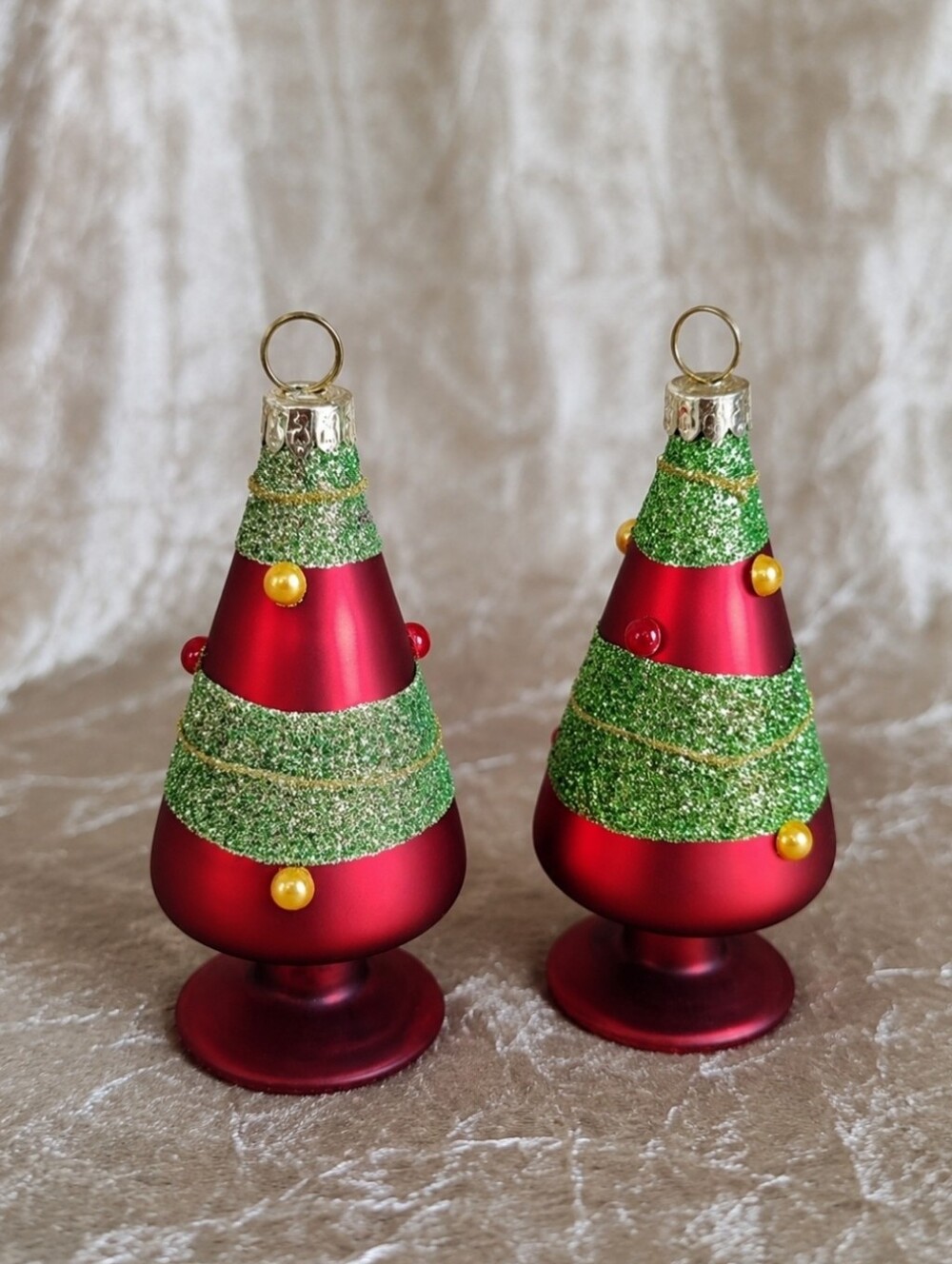 Pair of Red Green Glitter Glass Vintage Christmas Tree Decorations Ornaments
